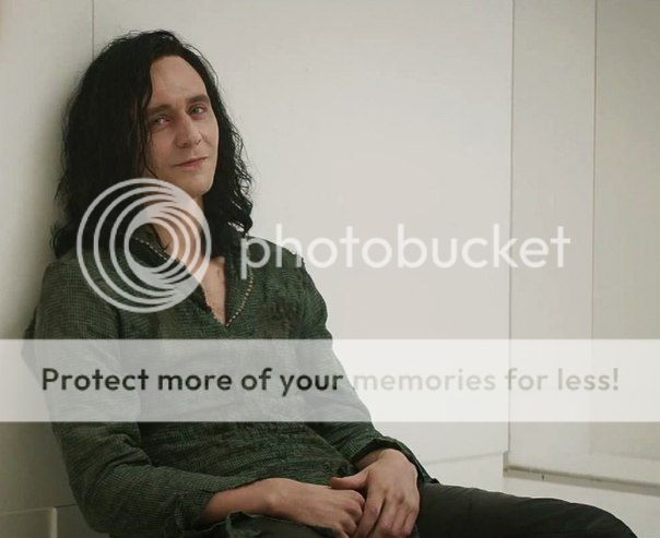 LOKI-THEDARKWORLD-FIRSTIMAGE-22APRIL13.j