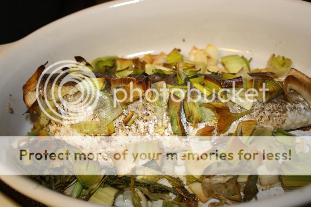 photo Green Vegetables Fish with Lettuce Leek_zpsb5vnj8ba.jpg